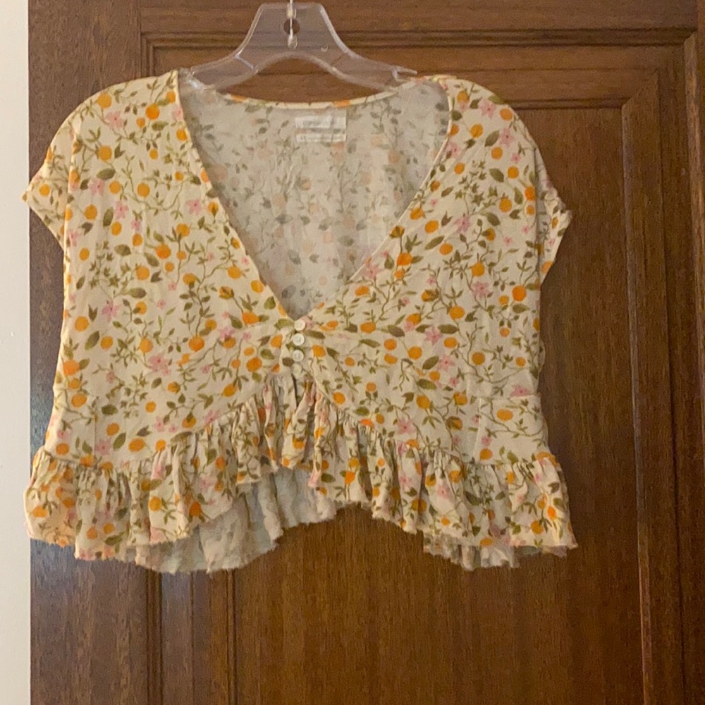 Urban outfitters crop top size small
